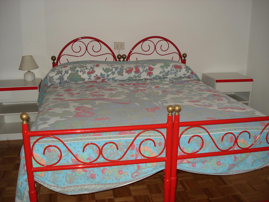 Bed & Breakfast Ciancaleoni Rivotorto Oda fotoğraf